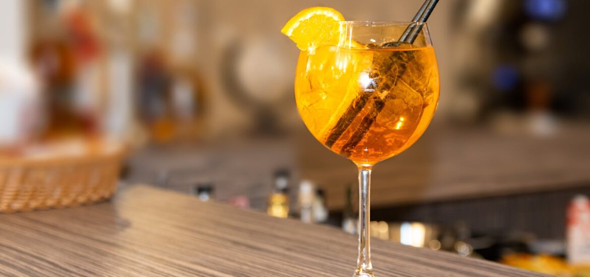 Spritz : nos meilleures recettes de cocktails pour un apéro d’été réussi