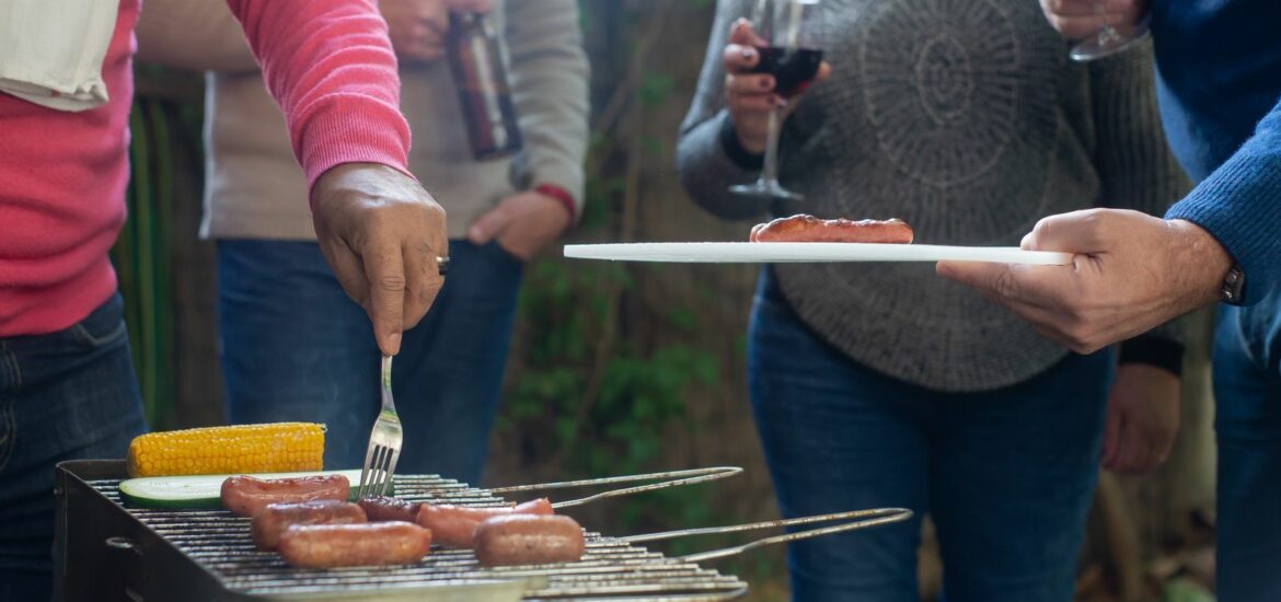 Quel vin choisir pour un barbecue : nos accords par grillade