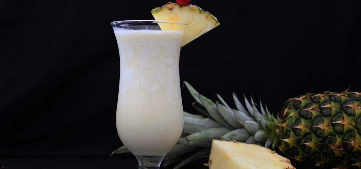 Piña Colada : la recette du cocktail tropical au rhum, ananas et coco